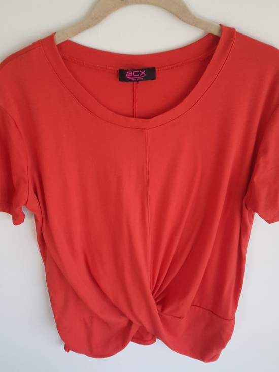 Acx Tops - ACX Women’s Short Sleeve Twist Front Tee - Coral Red Size M